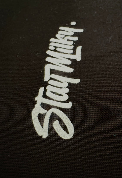 StayMilky. BASIC TEE